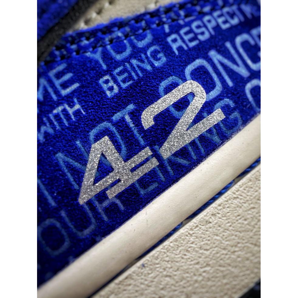 Dunk Low 'Jackie Robinson' - Image 10