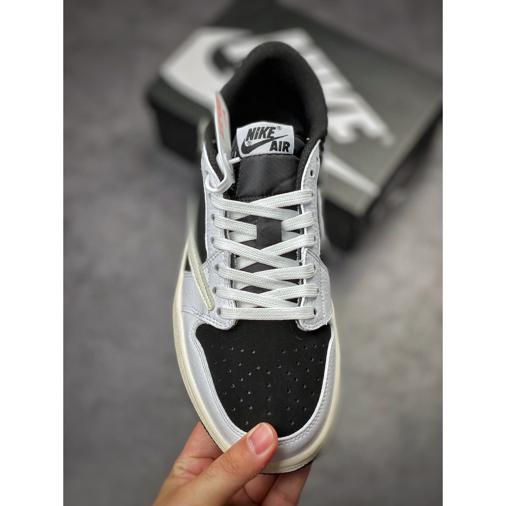 AJ 1 Low x Travis Scott 'Panda' - Image 6