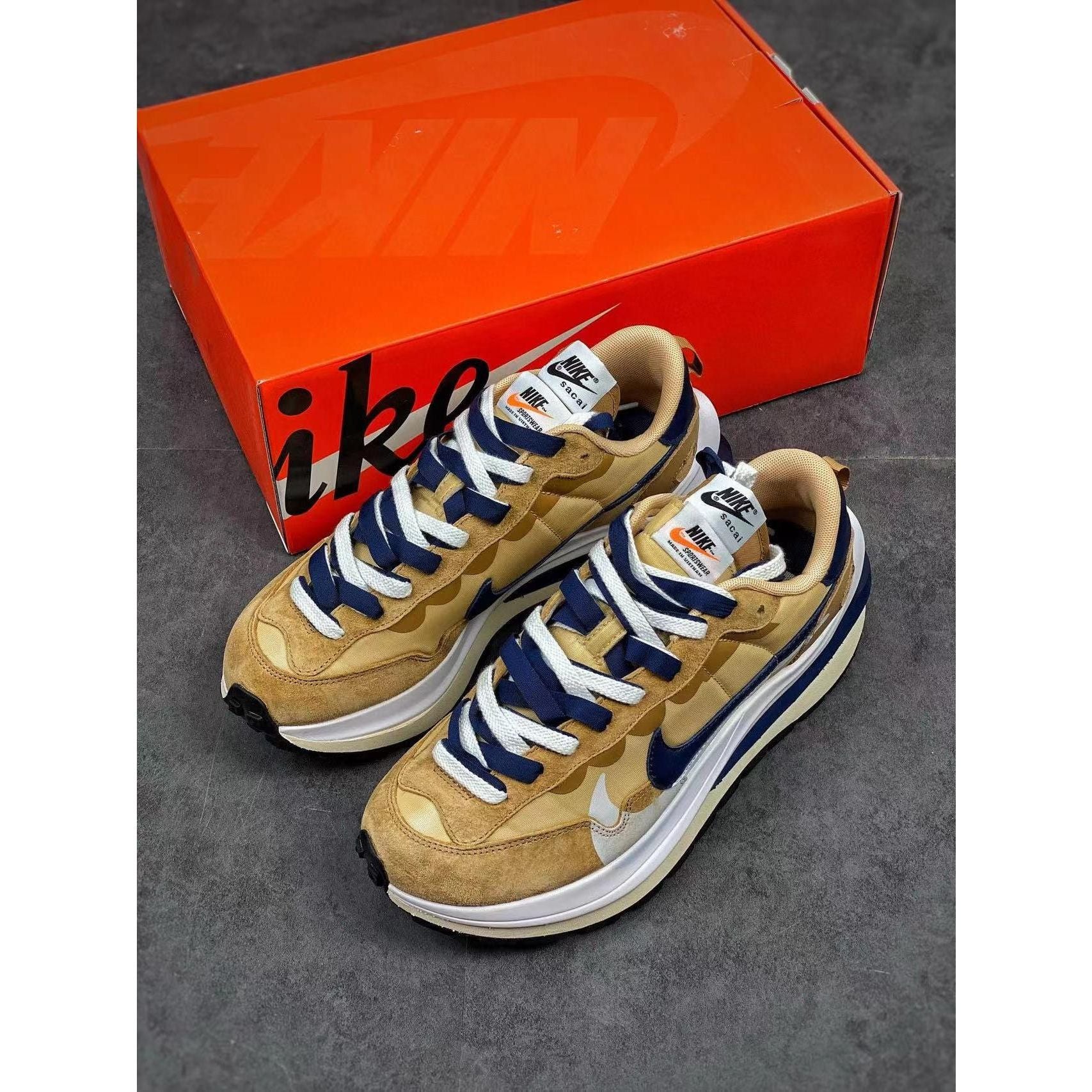 Sacai x VaporWaffle 'Sesame Blue Void' - Image 10